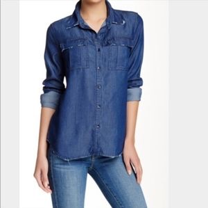 Splendid distressed Dark Wash Denim Chambray Button Up Utility shirt size small